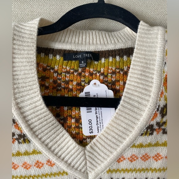 Love Tree Sweater Vest - Picture 2 of 3